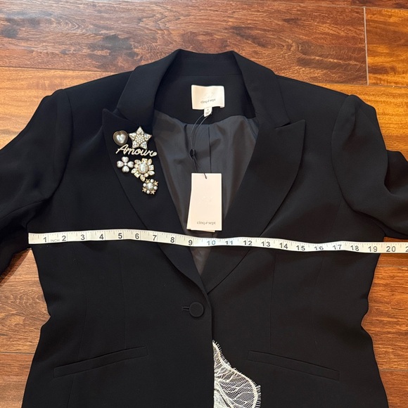 Cinq a Sept Roxie Blazer, New Elegant Black Blazer with Lace Trim, Size 8, NWT! - Picture 6 of 14